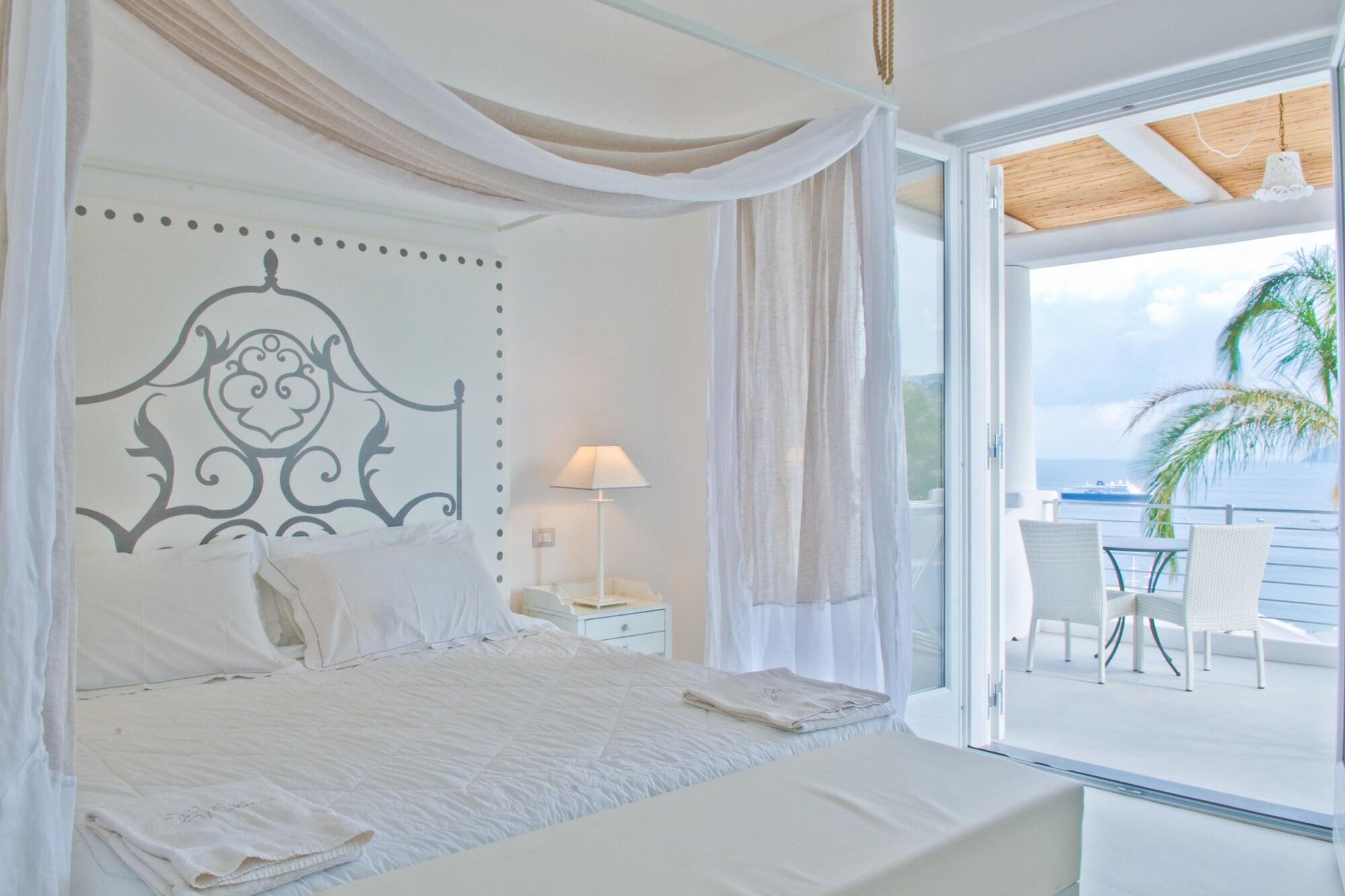 Hotel Villa Enrica - Aeolian Charme Đảo Lipari Ngoại thất bức ảnh