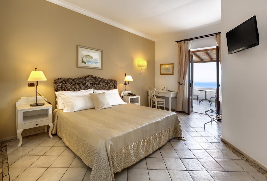 Hotel Villa Enrica - Aeolian Charme Đảo Lipari Ngoại thất bức ảnh